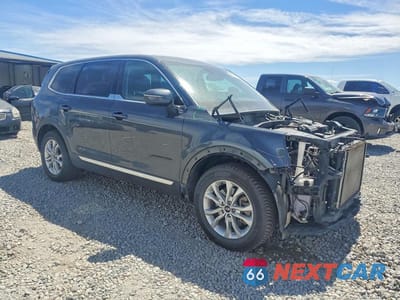Czwarte zdjęcie samochodu z boku: 2021 KIA TELLURIDE LX VIN:5XYP2DHC5MG106992 - miniatura