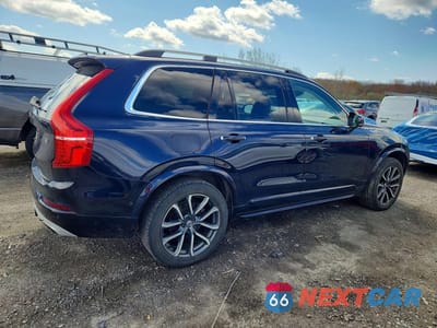 Trzecie zdjęcie samochodu z tyłu: 2016 VOLVO XC90 T6 VIN:YV4A22PK9G1016748 - miniatura