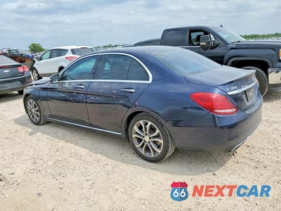 Drugie zdjęcie samochodu z przodu: 2015 MERCEDES-BENZ C 300 VIN:55SWF4JB0FU081560 - miniatura