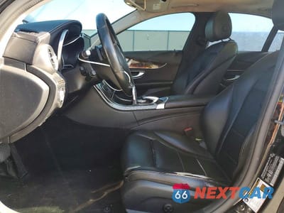 Zdjęcie 7 z 13 samochodu: 2016 MERCEDES-BENZ C 300 4MATIC VIN:55SWF4KB9GU165957 - miniatura