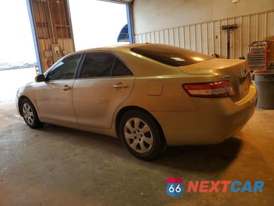 Drugie zdjęcie samochodu z przodu: 2011 TOYOTA CAMRY LE VIN:4T1BF3EK5BU127319 - miniatura