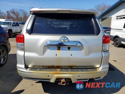 Zdjęcie 6 z 12 samochodu: 2013 TOYOTA 4RUNNER SR5 VIN:JTEBU5JR9D5144545 - miniatura