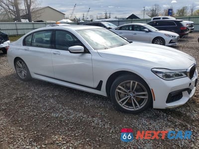 Czwarte zdjęcie samochodu z boku: 2016 BMW 750 XI VIN:WBA7F2C56GG415516 - miniatura