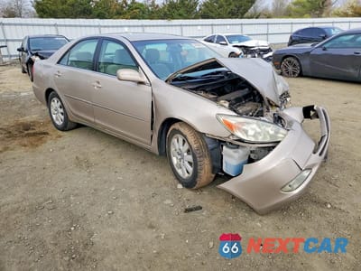 Czwarte zdjęcie samochodu z boku: 2004 TOYOTA CAMRY XLE VIN:4T1BE30K64U347291 - miniatura