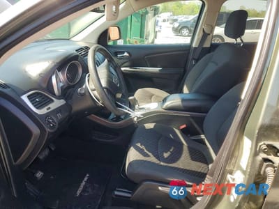 Zdjęcie 7 z 13 samochodu: 2018 DODGE JOURNEY SE VIN:3C4PDCAB5JT520378 - miniatura