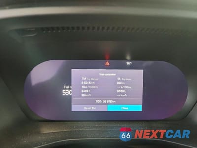 Zdjęcie 9 z 12 samochodu: 2023 VOLVO XC40 PLUS VIN:YV4L12UW8P2096699 - miniatura