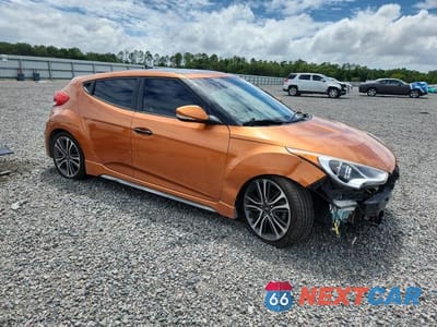 Czwarte zdjęcie samochodu z boku: 2016 HYUNDAI VELOSTER TURBO VIN:KMHTC6AE6GU273184 - miniatura