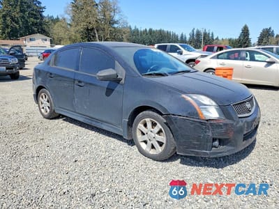 Czwarte zdjęcie samochodu z boku: 2012 NISSAN SENTRA 2.0 VIN:3N1AB6AP7CL711217 - miniatura