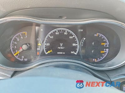 Zdjęcie 9 z 12 samochodu: 2020 JEEP GRAND CHEROKEE LIMITED VIN:1C4RJFBGXLC408560 - miniatura