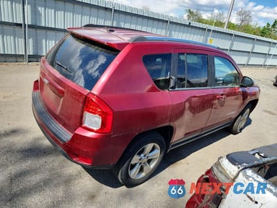 Trzecie zdjęcie samochodu z tyłu: 2012 JEEP COMPASS SPORT VIN:1C4NJDBB0CD537960 - miniatura