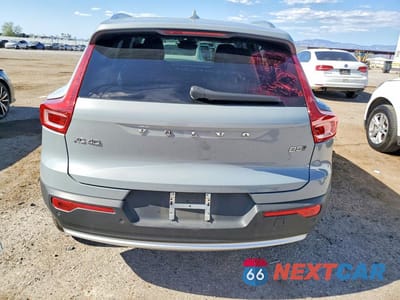 Zdjęcie 6 z 12 samochodu: 2024 VOLVO XC40 CORE VIN:YV4L12UK5R2284872 - miniatura