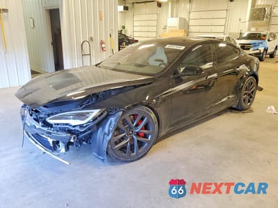 2024 TESLA MODEL S 5YJSA1E69RF546173 - główne zdjęcie licytacji z USA - miniatura