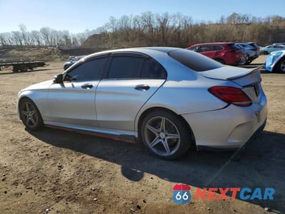 Drugie zdjęcie samochodu z przodu: 2015 MERCEDES-BENZ C 300 4MATIC VIN:55SWF4KB5FU020445 - miniatura