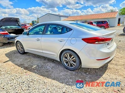 Drugie zdjęcie samochodu z przodu: 2018 HYUNDAI ELANTRA VALUE EDITION VIN:5NPD84LF5JH214018 - miniatura