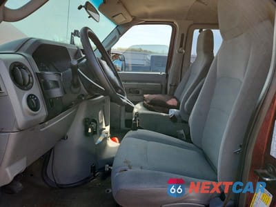 Zdjęcie 7 z 13 samochodu: 2011 FORD ECONOLINE E350 VIN:1FBNE3BL9BDB34327 - miniatura