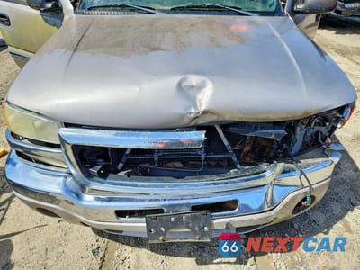 Zdjęcie 11 z 11 samochodu: 2004 GMC NEW SIERRA K1500 VIN:2GTEK19T841285141 - miniatura