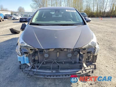 Piąte zdjęcie samochodu w środku: 2017 TOYOTA PRIUS TWO VIN:JTDKBRFU3H3578802 - miniatura