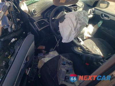 Zdjęcie 8 z 12 samochodu: 2013 NISSAN SENTRA S VIN:3N1AB7AP8DL638544 - miniatura
