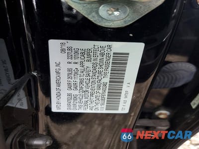 Zdjęcie 12 z 12 samochodu: 2019 ACURA TLX VIN:19UUB3F87KA002482 - miniatura