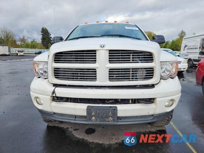 Piąte zdjęcie samochodu w środku: 2004 DODGE RAM 3500 ST VIN:3D3LU38C94G196028 - miniatura
