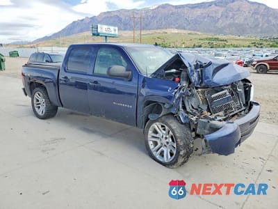 Czwarte zdjęcie samochodu z boku: 2010 CHEVROLET SILVERADO K1500 LTZ VIN:3GCRKTE36AG169491 - miniatura