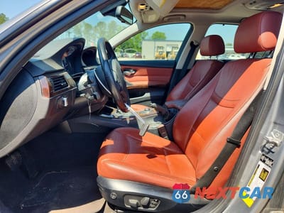 Zdjęcie 7 z 12 samochodu: 2011 BMW 328 I VIN:WBAPH7C57BE678576 - miniatura