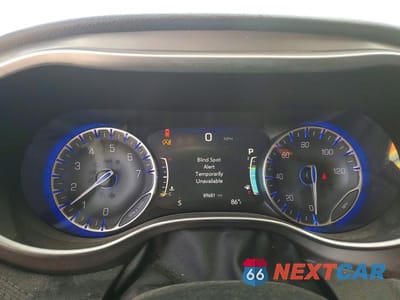 Zdjęcie 9 z 14 samochodu: 2017 CHRYSLER PACIFICA LIMITED VIN:2C4RC1GG5HR835973 - miniatura