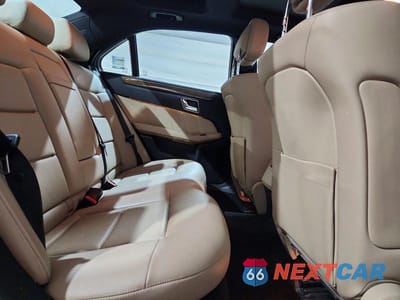 Zdjęcie 10 z 12 samochodu: 2010 MERCEDES-BENZ E 350 4MATIC VIN:WDDHF8HB1AA065804 - miniatura