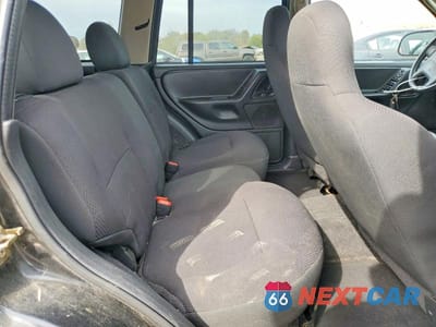 Zdjęcie 11 z 14 samochodu: 2004 JEEP GRAND CHEROKEE LAREDO VIN:1J4GW48S34C340980 - miniatura