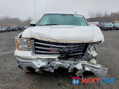 Piąte zdjęcie samochodu w środku: 2012 GMC SIERRA K1500 SLT VIN:1GTR2WE73CZ264663 - miniatura