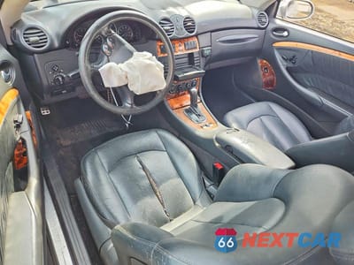 Zdjęcie 8 z 12 samochodu: 2005 MERCEDES-BENZ CLK 320 VIN:WDBTK65G25T050869 - miniatura