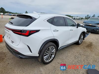 Trzecie zdjęcie samochodu z tyłu: 2026 LEXUS NX 350H PREMIUM VIN:2T2GKCEZ7TC058646 - miniatura