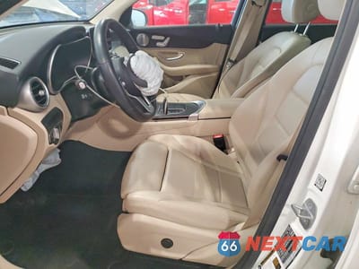 Zdjęcie 7 z 12 samochodu: 2021 MERCEDES-BENZ GLC 300 4MATIC VIN:W1N0G8EB9MV272830 - miniatura