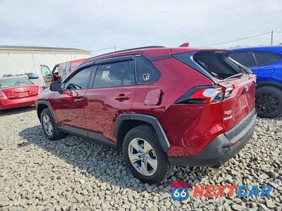 Drugie zdjęcie samochodu z przodu: 2021 TOYOTA RAV4 XLE VIN:2T3W1RFV9MW181163 - miniatura