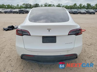 Zdjęcie 6 z 13 samochodu: 2021 TESLA MODEL Y VIN:5YJYGDEE2MF279873 - miniatura
