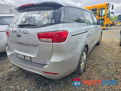 Czwarte zdjęcie samochodu z boku: 2018 KIA SEDONA L VIN:KNDMA5C17J6400720 - miniatura