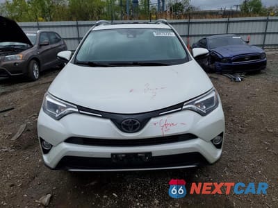 Piąte zdjęcie samochodu w środku: 2016 TOYOTA RAV4 LIMITED VIN:JTMDFREV1GD193612 - miniatura