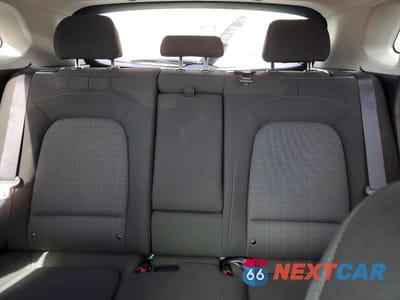 Zdjęcie 10 z 13 samochodu: 2023 HYUNDAI KONA SEL VIN:KM8K62AB6PU007567 - miniatura