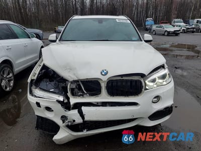 Piąte zdjęcie samochodu w środku: 2017 BMW X5 XDRIVE35I VIN:5UXKR0C36H0V72737 - miniatura