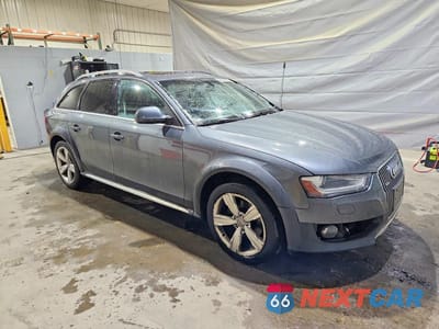 Czwarte zdjęcie samochodu z boku: 2015 AUDI A4 ALLROAD PREMIUM VIN:WA1TFAFLXFA016125 - miniatura
