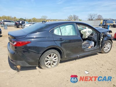 Trzecie zdjęcie samochodu z tyłu: 2025 TOYOTA CAMRY LE VIN:4T1DAACK9SU038397 - miniatura