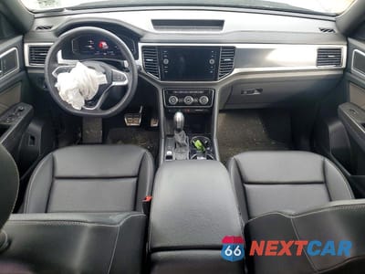 Zdjęcie 8 z 12 samochodu: 2023 VOLKSWAGEN ATLAS CROSS SPORT SEL R-LINE VIN:1V2SC2CA1PC220478 - miniatura