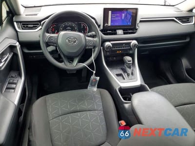 Zdjęcie 8 z 14 samochodu: 2024 TOYOTA RAV4 XLE VIN:2T3W1RFV7RC277057 - miniatura