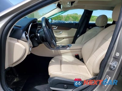 Zdjęcie 7 z 11 samochodu: 2020 MERCEDES-BENZ C 300 VIN:W1KWF8DB0LR595151 - miniatura