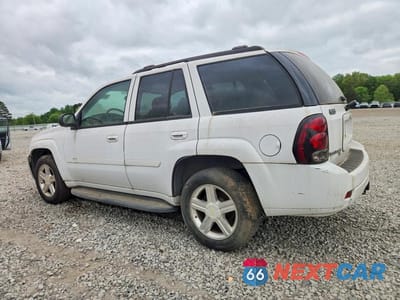 Drugie zdjęcie samochodu z przodu: 2008 CHEVROLET TRAILBLAZER LS VIN:1GNDS13S382134393 - miniatura
