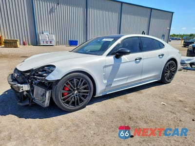 2020 PORSCHE PANAMERA GTS WP0AG2A73LL145964 - główne zdjęcie licytacji z USA - miniatura