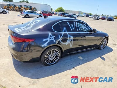 Trzecie zdjęcie samochodu z tyłu: 2018 ALFA ROMEO GIULIA TI VIN:ZARFAECN9J7579774 - miniatura