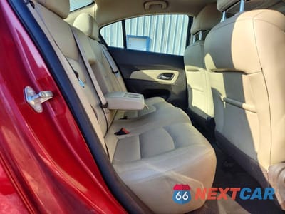 Zdjęcie 10 z 12 samochodu: 2014 CHEVROLET CRUZE LT VIN:1G1PE5SB8E7141708 - miniatura