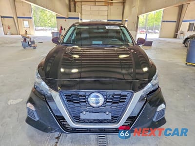 Piąte zdjęcie samochodu w środku: 2020 NISSAN ALTIMA S VIN:1N4BL4BV7LC145416 - miniatura