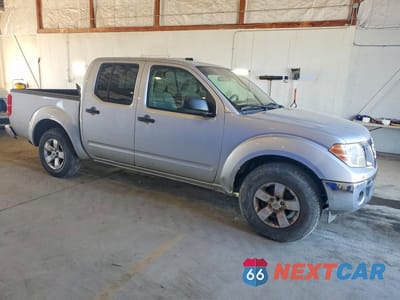 Czwarte zdjęcie samochodu z boku: 2010 NISSAN FRONTIER SE V6 VIN:1N6AD0ERXAC406641 - miniatura